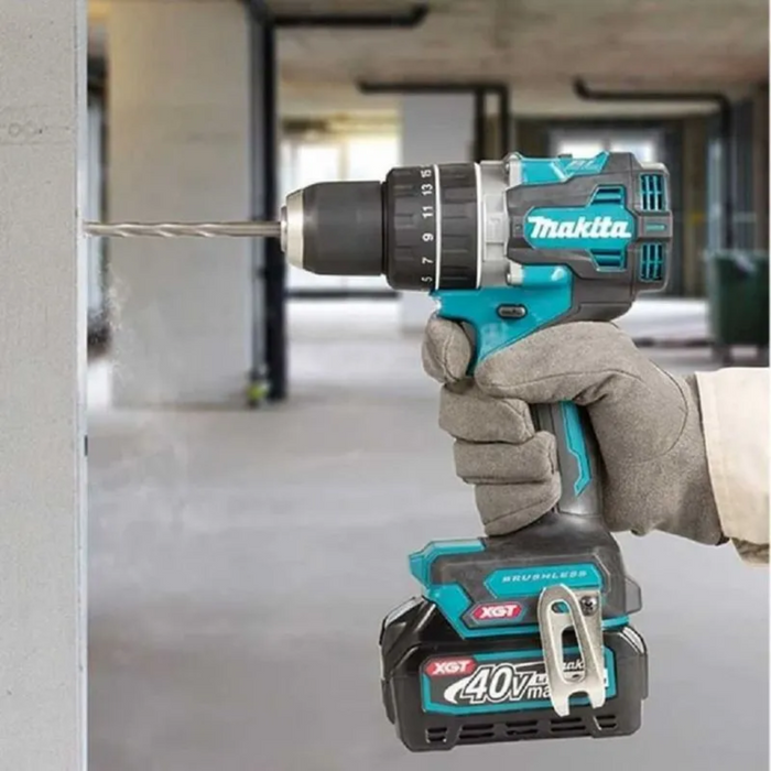 KIT MAKITA ORIGINAL: QUEDAN 6 UNIDADES - TALADRO INALÁMBRICO + AMOLADORA DE ALTO IMPACTO + 26 ACCESORIOS + 2 BATERIAS - PROMOCION CIERRE DE LA TIENDA